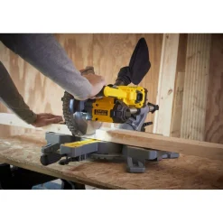 Akkujiirisaha Stanley FatMax V20 SFMCS701M1 18V 4,0 Ah akulla