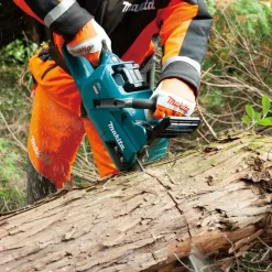Akkuketjusaha Makita XGT UC011GZ 14