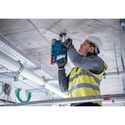 Akkukonesarja Bosch Professional GSR 18V-45, GBH 18V-22, 2x4,0 Ah akuilla + laukku