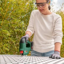 Akkupistosaha Bosch EasySaw 18-70 Solo 18V ilman akkua