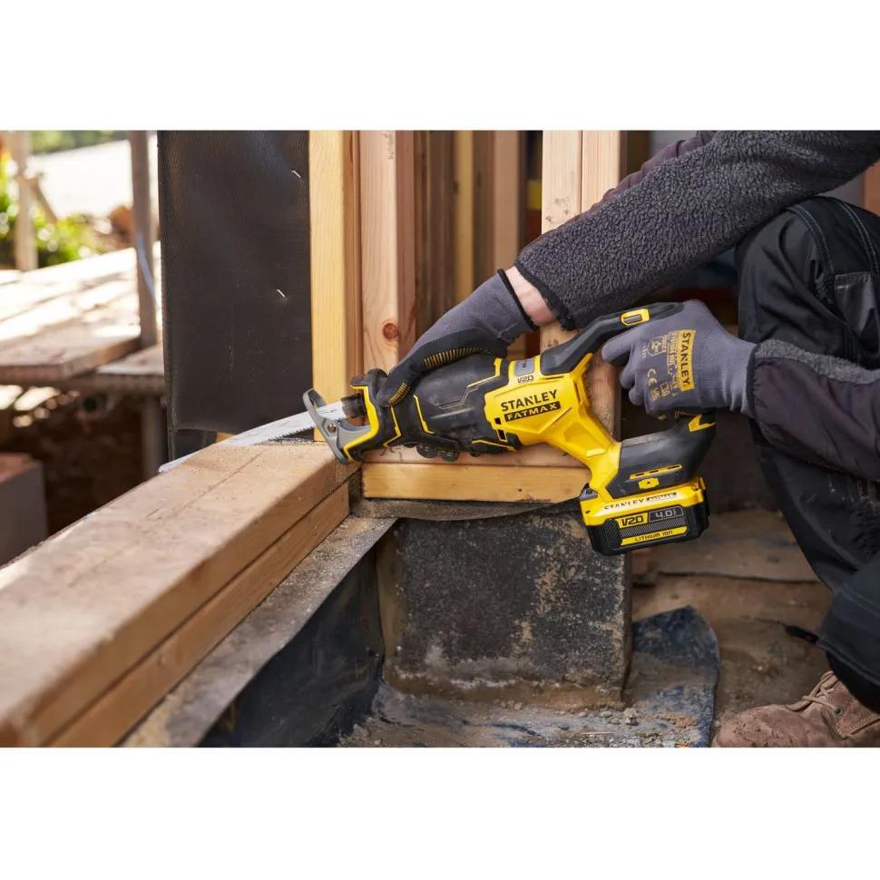 Akkupuukkosaha Stanley Fatmax V20 SFMCS311M1T-QW 18V 4,0 Ah akulla