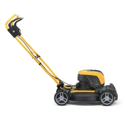 Akkuruohonleikkuri Stiga Multiclip 547 AE Kit 45 cm 48V 4,0 Ah akulla