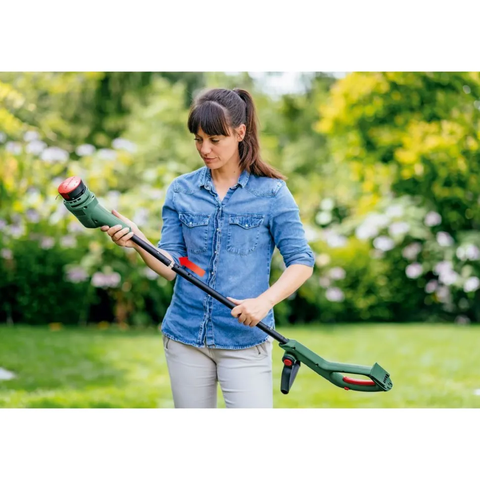 Akkutrimmeri Bosch EasyGrassCut 18-230 18V 2,0 Ah akulla