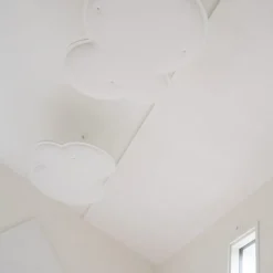 Akustiikkapilvi Yeseco Ilmava pilvimuoto vaakariippuva 120x80 cm valkoinen