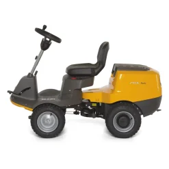 Etuleikkuri Stiga Park 300 RC Combi 95 Q -leikkuulaitteella