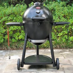 Hiiligrilli Char-Griller Akorn 20 Kamado