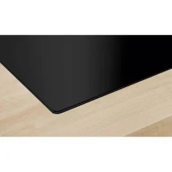 Induktiotaso liesituulettimella Bosch Serie 6 PVQ811H26E 80cm