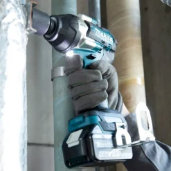 Iskevä akkumutterinväännin Makita LXT DTW701Z 18V ilman akkua