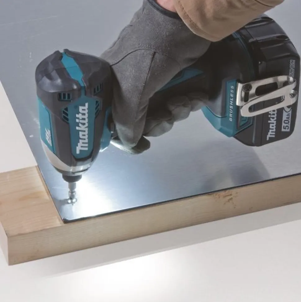 Iskevä akkuruuvinväännin Makita LXT DTD153Z 170Nm 18V ilman akkua