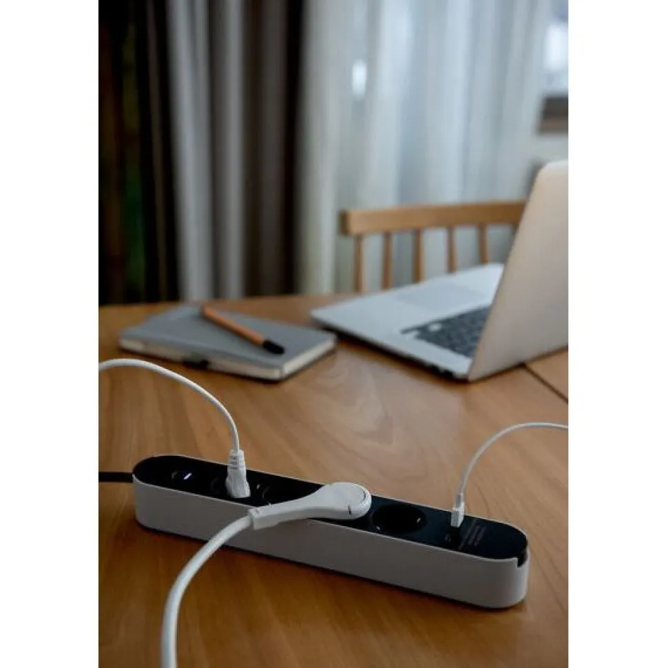 Jatkojohto Airam Trend, 4-osainen + USB-A + USB-C, 1.4m