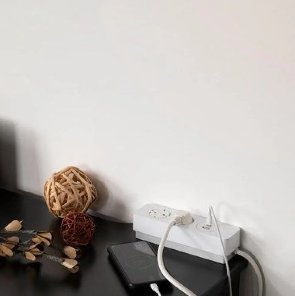 Jatkojohto Gelia 2+1+1 Kombi 2m 2-osainen + 1xUSB-A + 1xUSB-C valkoinen/harmaa