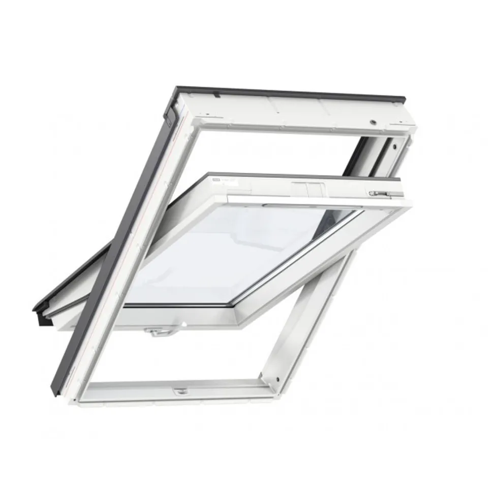 Kattoikkuna Velux TripleProtect käsikäyttöinen lapeikkuna 66 cm x 118 cm
