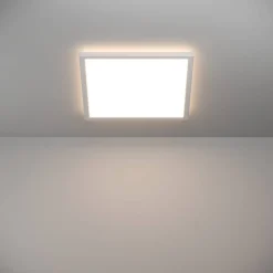 Kattovalaisin Eglo Rovito LED 1CCT IP44 eri kokoja