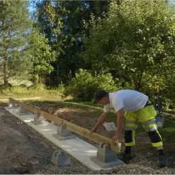 Korokekivi TEPE 240x240x100 mm ponttirakenteella harmaa