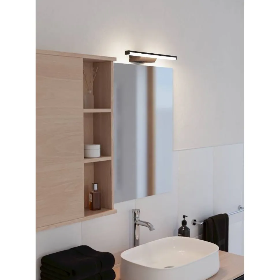 LED-peilivalaisin Eglo Regello-z connect.z 60cm, säädettävä värilämpötila, himmennettävä, IP44, seinään tai peilikaapin päälle