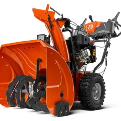Lumilinko Husqvarna ST 227 sähköstartilla ajovaloilla