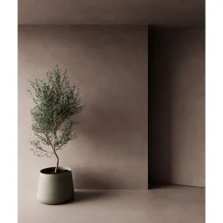Mikrosementtipaketti Basebeton kuivatilaan laastilla tai sementillä tasoitetun seinän päälle, eri värejä