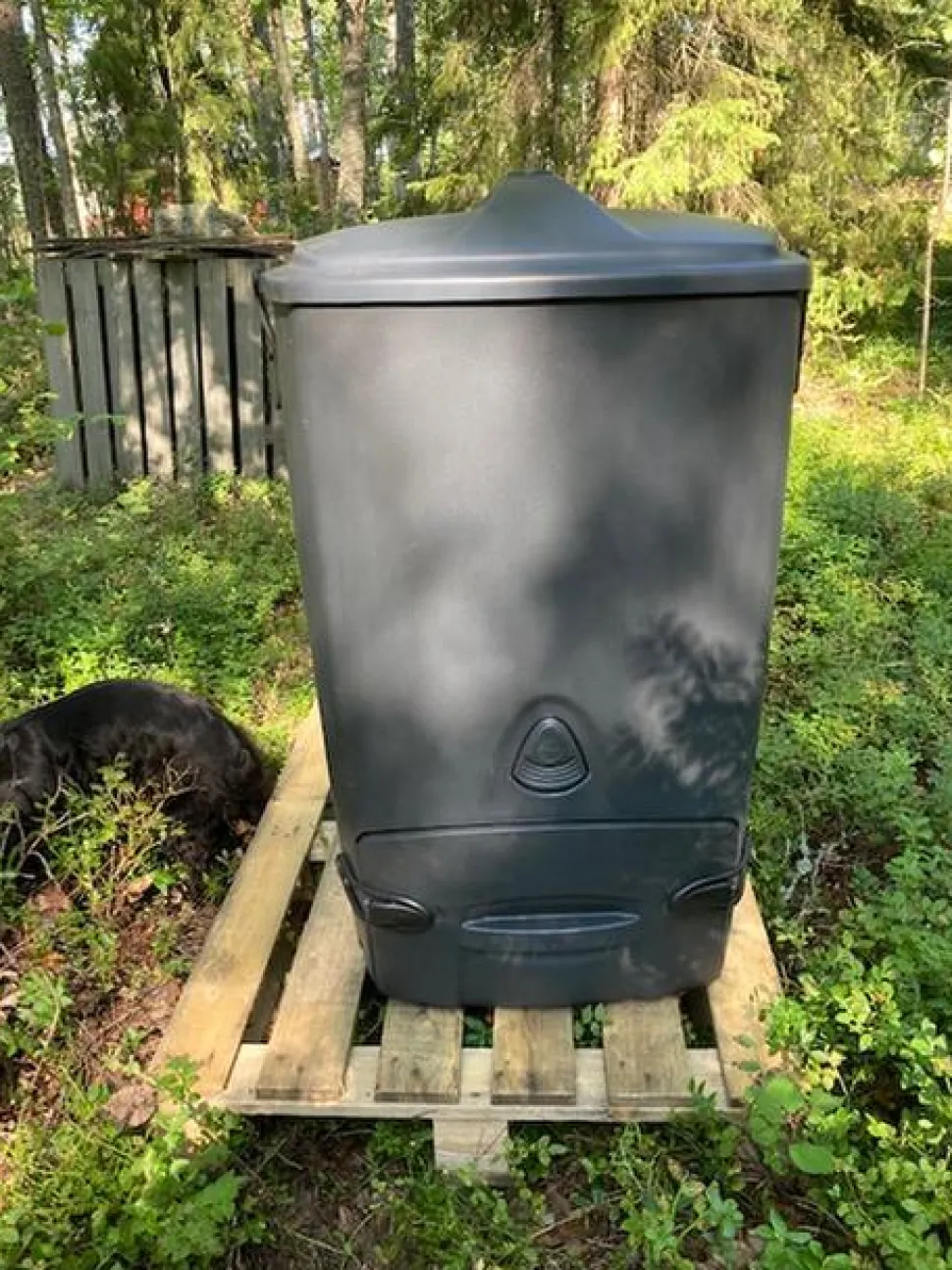 Mökkikompostori Biolan 200 L tummanharmaa