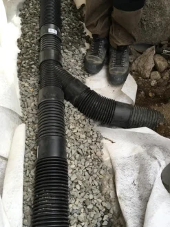 Muhvihaara sadevesiviemäriin Uponor SN8 110x0-90°