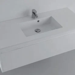 Pesuallas Grip Lauretta 120 1200x500mm valumarmori valkoinen
