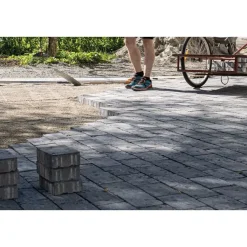 Pihakivi Rudus Kartanonupu 60 viisteetön 207x137x60 mm profiloitu antiikki ruska