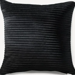 Samettityyny Lennol Cooper 45x45 cm musta