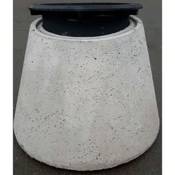 Säädettävä valurautakehys betonikartiolle Urjalan Sementtivalimo ø 600 mm H270 mm D400