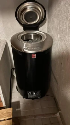 Sähkökiuas Harvia Aina Valmis Forte AFB6 6 kW 7-12 m³ erillinen ohjaus musta
