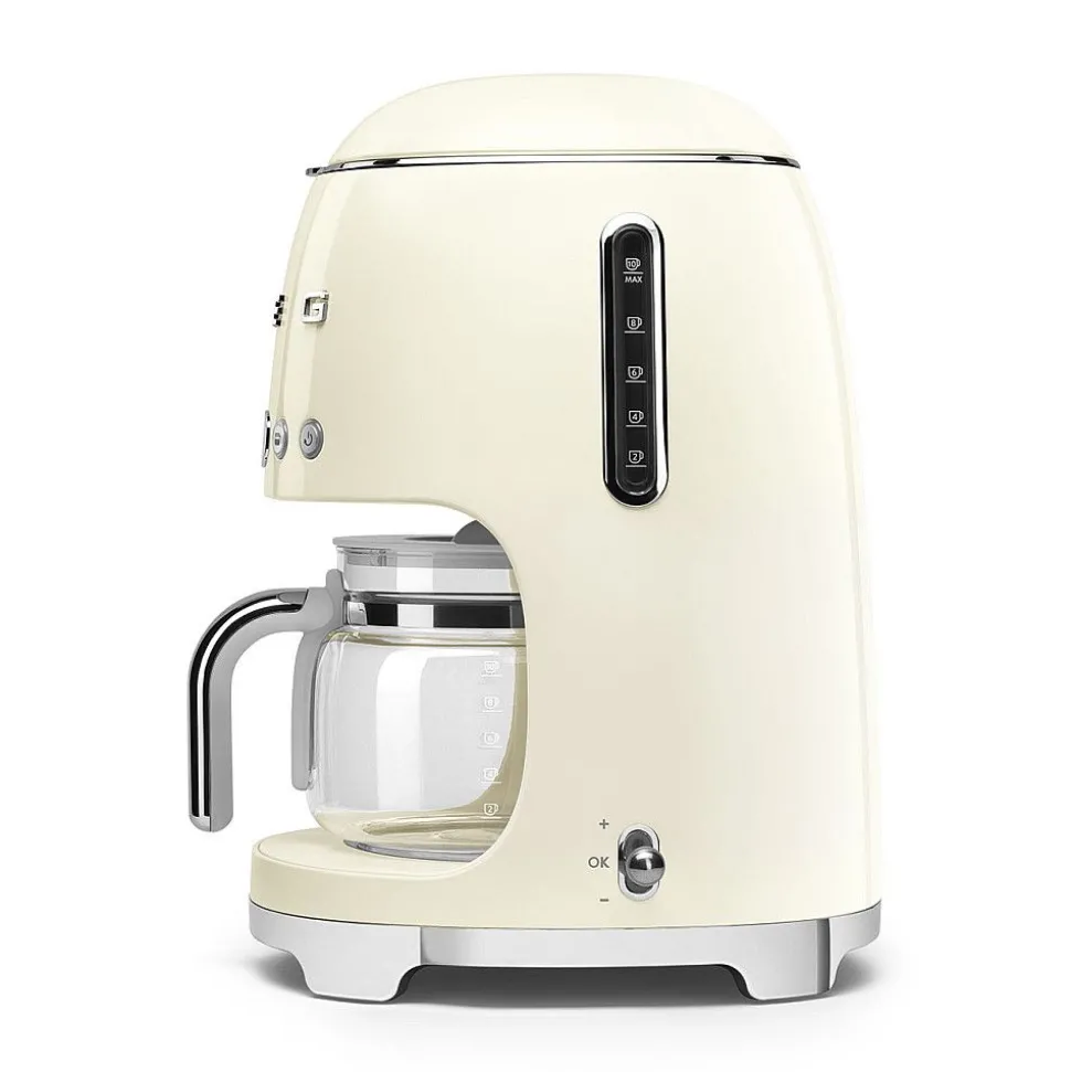 Tuotepaketti Smeg - vedenkeitin KLF03 1,7 l, kahvinkeitin ja leivänpaahdin TSF01