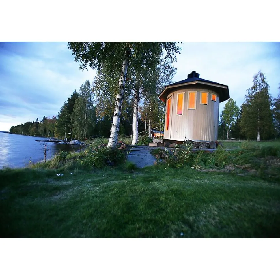 Tynnyrisauna Oskar ARCTIC FINLAND HOUSE Ø 2,3x2,5 m sis. kiuas ja hormi