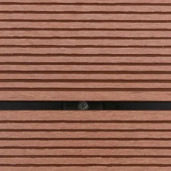 Ulkosuihku alustalla wpc ruskea ruostumaton teräs